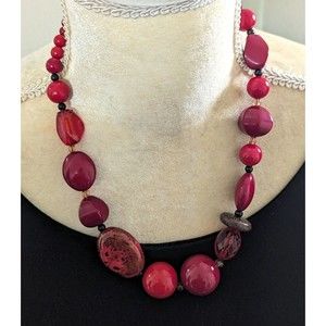 Vintage Napier Chunky Red Beaded Necklace 18" Cranberry Statement Beads Extender
